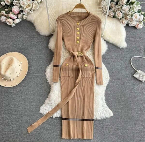 Body-Fitted Knit Dress – Super Stretchable