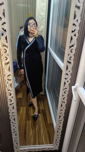 IMG20241003185642 (1) Premium Velvet Dress with Separate Choker