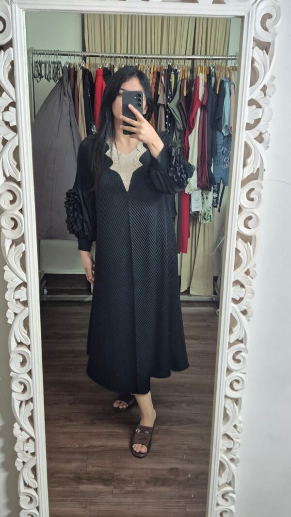 Korean Chic Black A-Line Midi